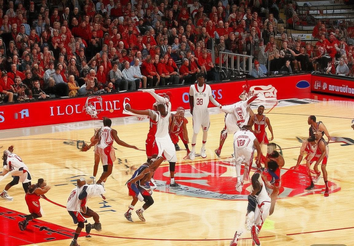 2017年NBA季后赛：老鹰对火箭经典对决回顾与展望